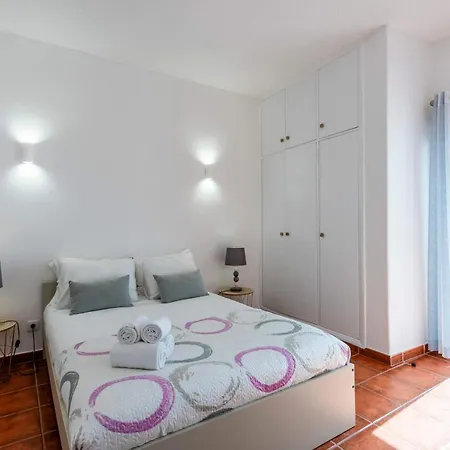 Pateo - One Bedroom In * 알부페이라